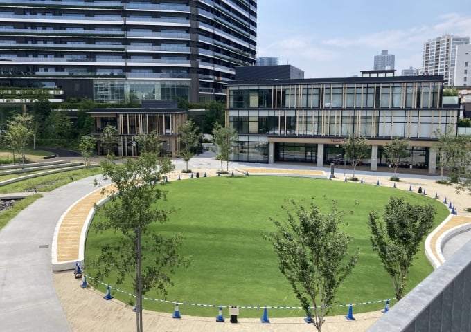 東京都立明治公園